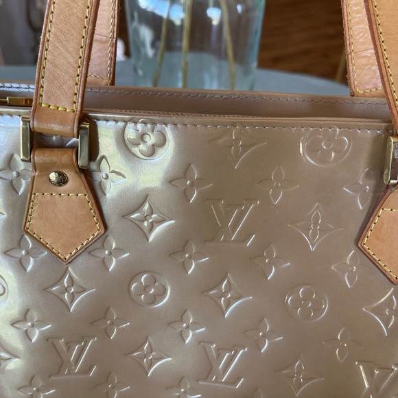 Authentic Louis Vuitton - Picture 3 of 6